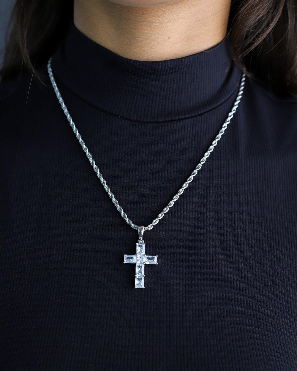 BAGUETTE CROSS PENDANT. - WHITE GOLD - DRIP IN THE JEWEL