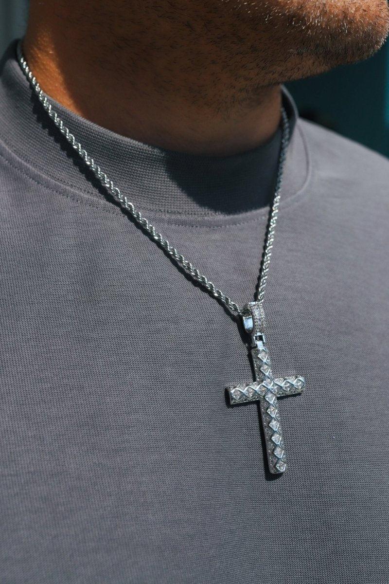 FROSTED CROSS PENDANT. - WHITE GOLD - DRIP IN THE JEWEL