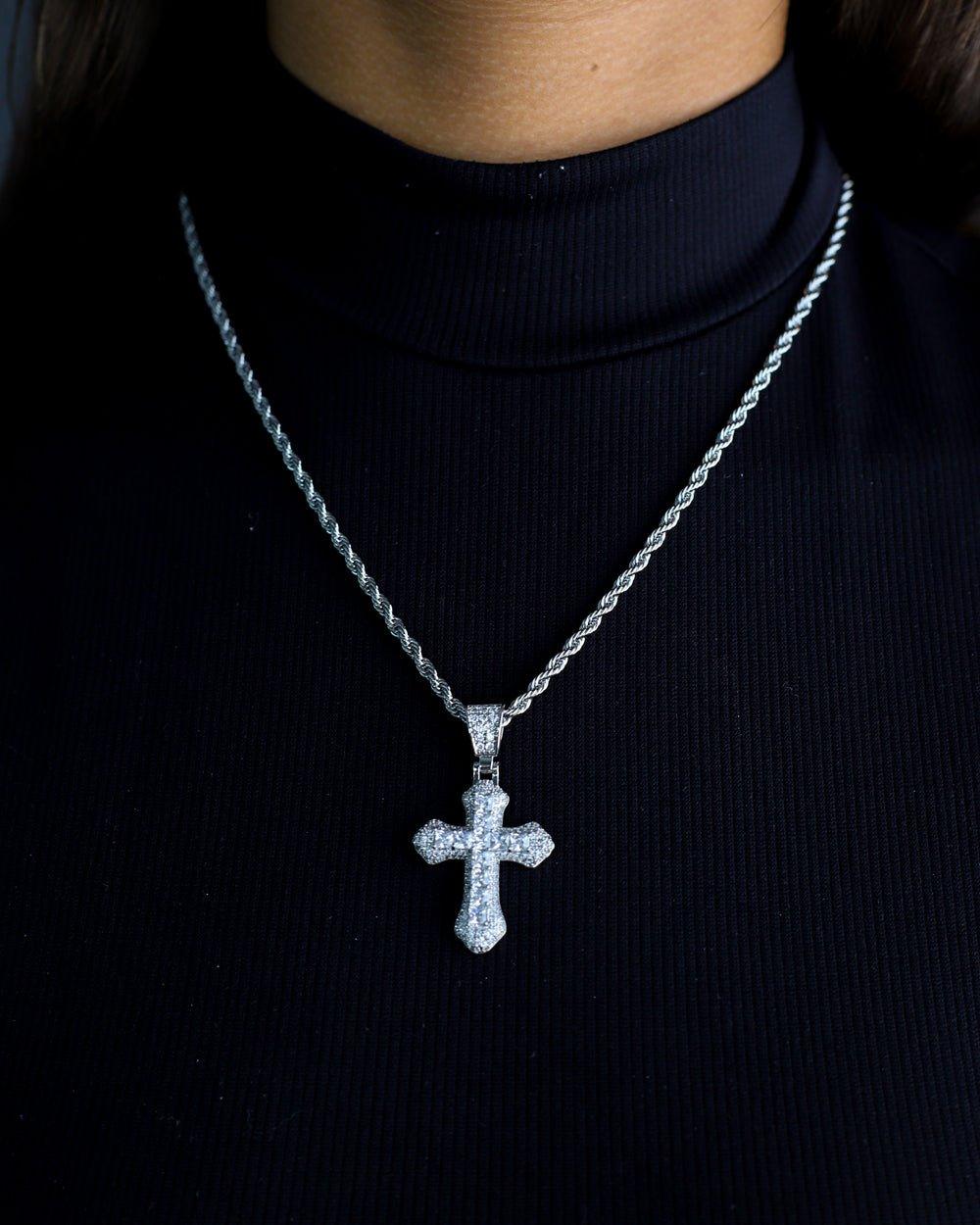 FROSTY CROSS PENDANT. - WHITE GOLD - DRIP IN THE JEWEL