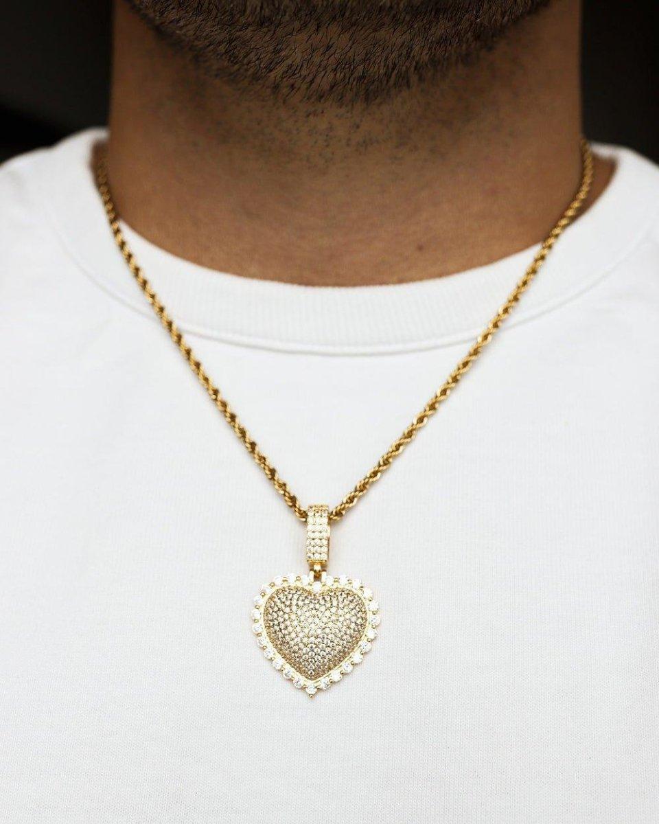 ICED HEART PENDANT. - 18K GOLD - DRIP IN THE JEWEL