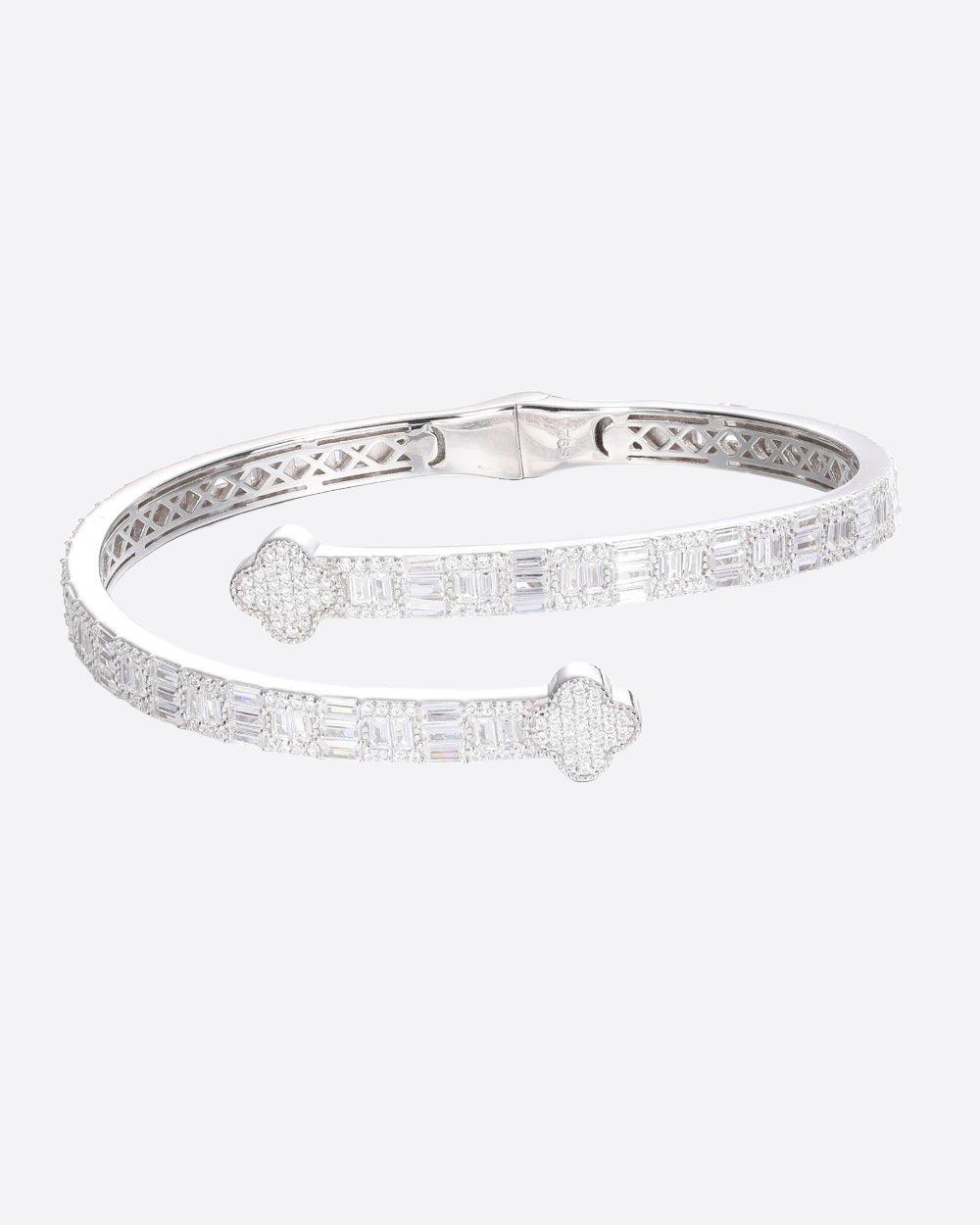 MOISSANITE CLOVER BANGLE. - WHITE GOLD - DRIP IN THE JEWEL