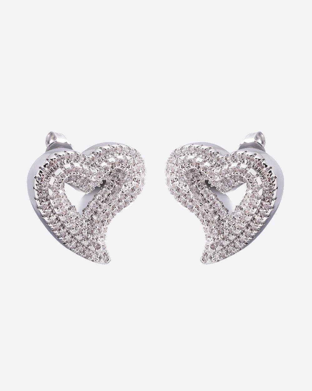 PAVED HEARTS STUDS. - WHITE GOLD - DRIP IN THE JEWEL