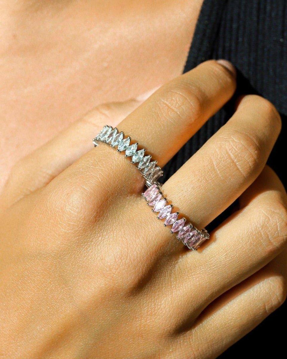 PINK MARQUISE CUT BAND. - 925 - DRIP IN THE JEWEL